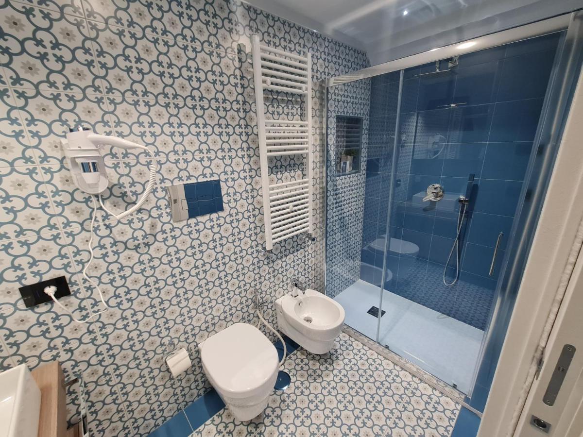 Chiaja Lux House Apartment Napoli Bagian luar foto